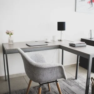 workplace 5517744 1280 min